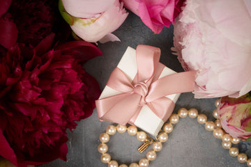 PEARL JEWELLERY FOR GIFTING