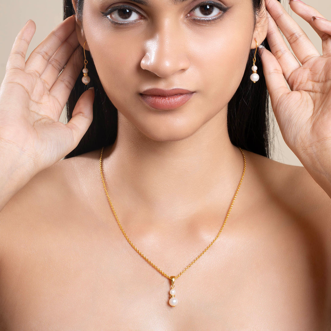 Adorna Pearl Necklace