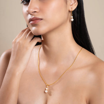 Adorna Pearl Neckalace Set