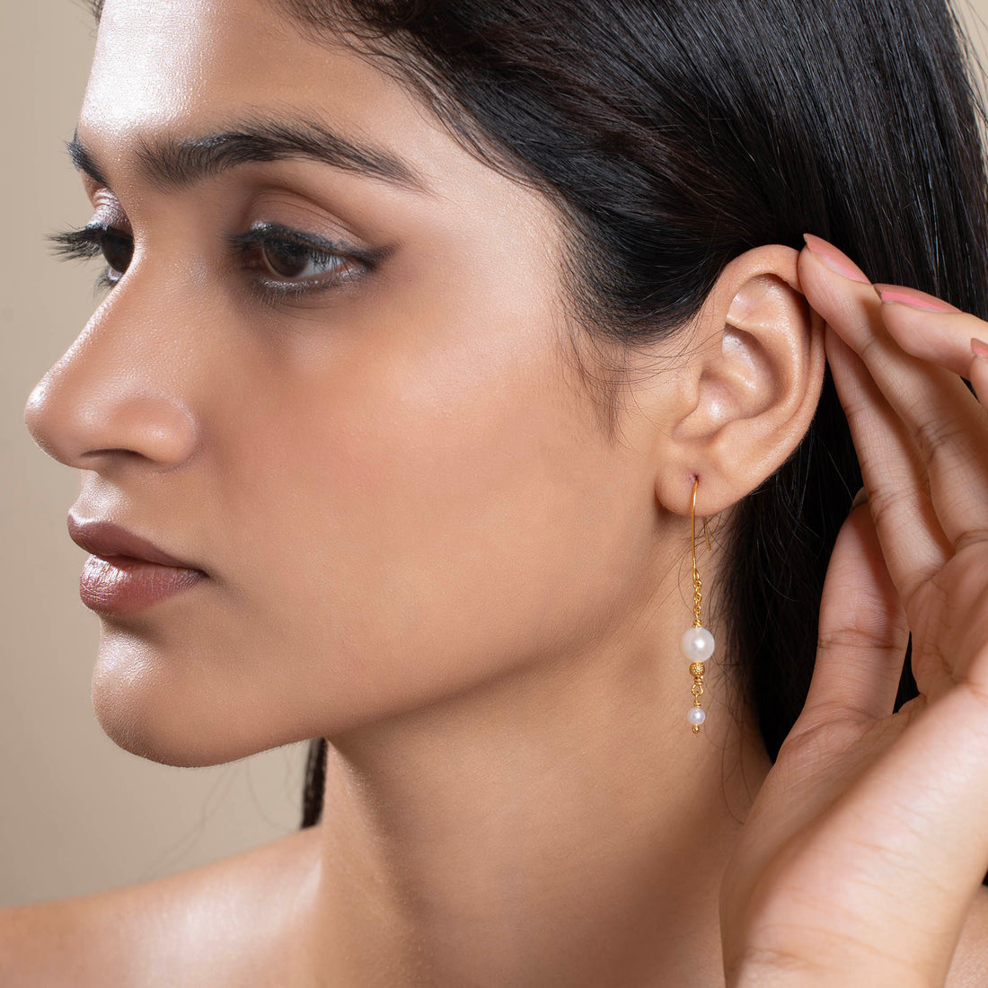 Dainty Pearl Drop Earrings