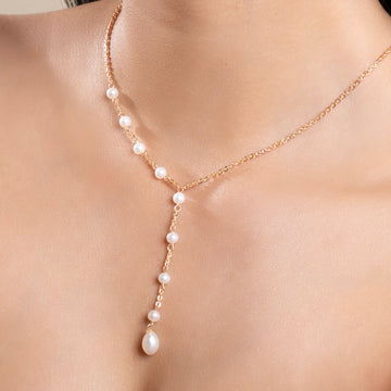 Delicate Dropped Chain Pearl Necklace