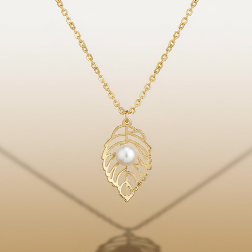 Hollow Leaf Pearl Pendant