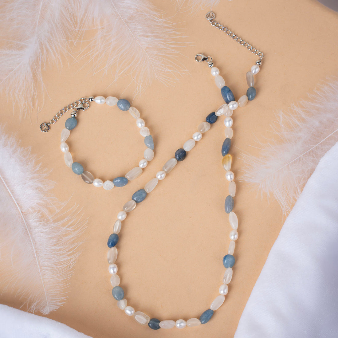 Natural Blue Aventurine and White-Grey Natural Agate Stone with Pearl Necklace