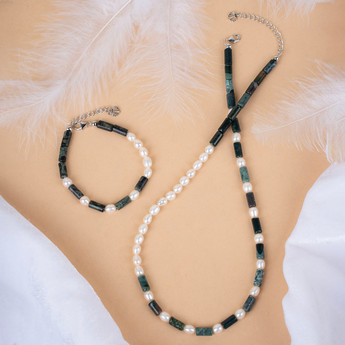 Natural Dark Green Jade Tubes with Pearl Necklace