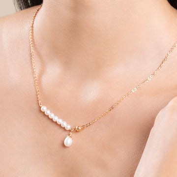Offset Pearl Necklace
