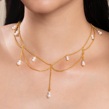 Scattered Pearl Choker