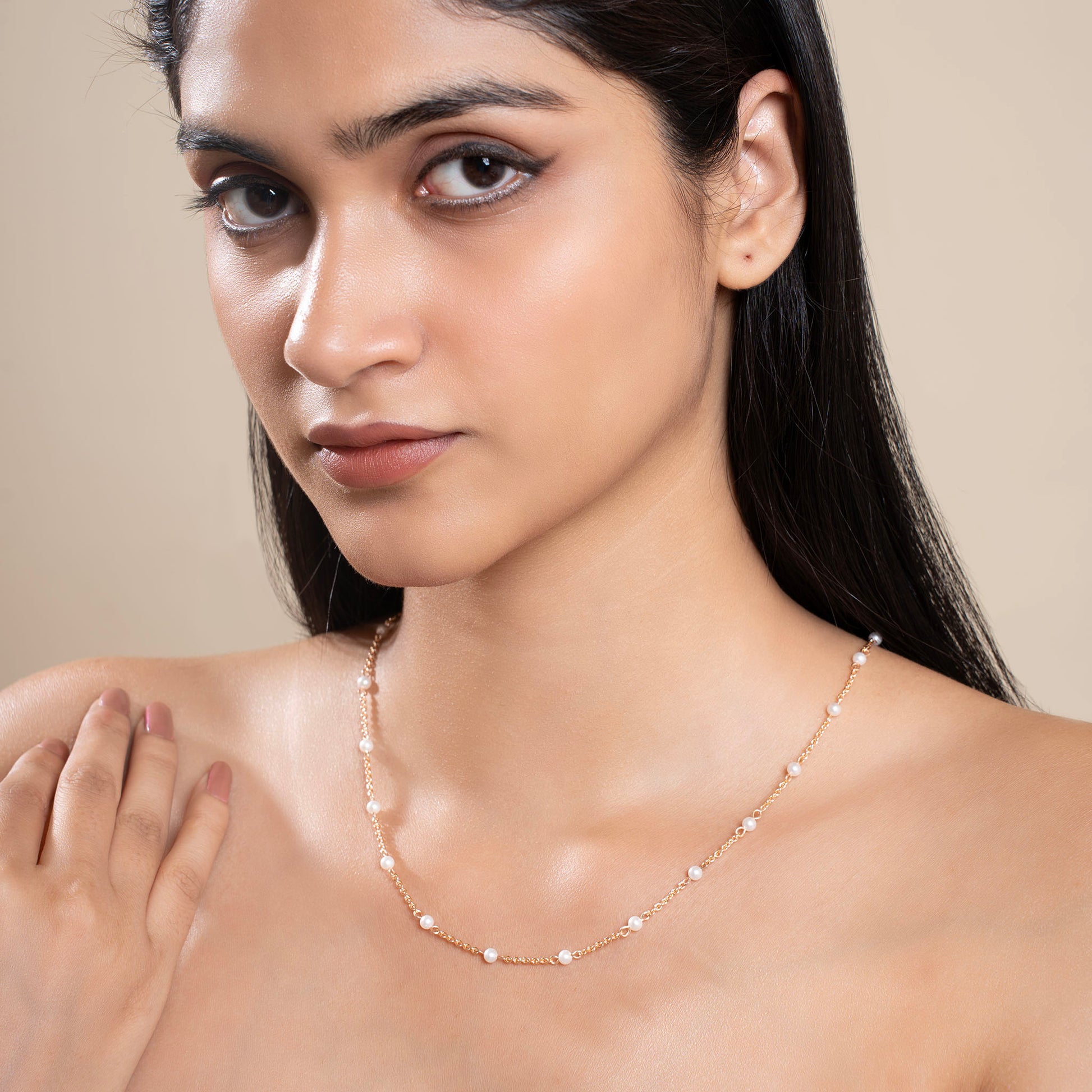 Tiny pearl collar necklace in sterling silver