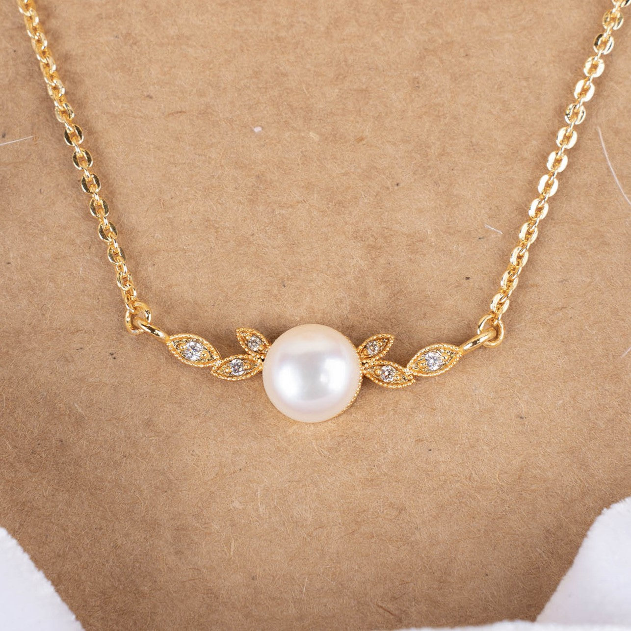 Verdant Pearl Pendant